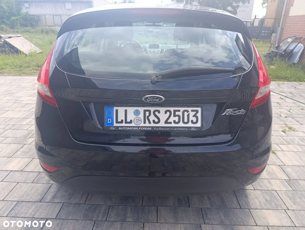 Ford Fiesta 1.25 Champions Edition - 4
