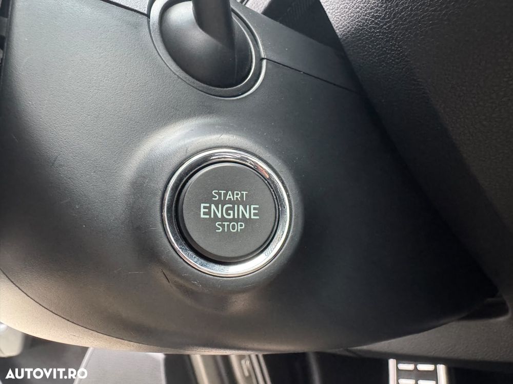 Skoda Octavia 1.6 TDI DSG Style - 33
