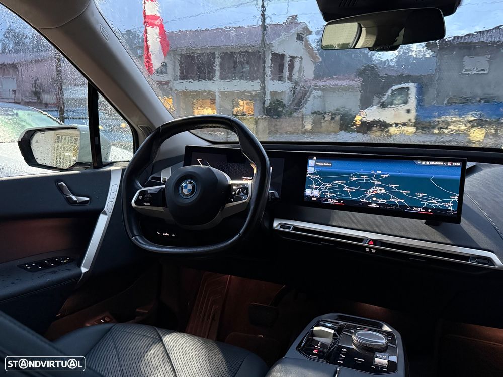 BMW iX xDrive50 - 6