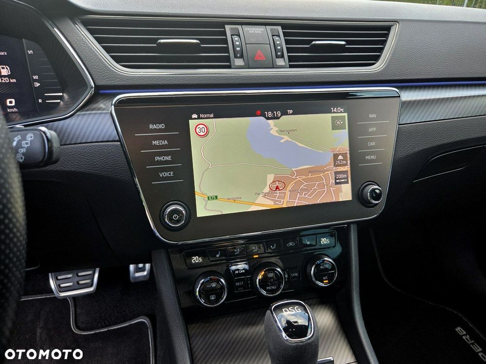 Skoda Superb 2.0 TSI Sportline DSG - 14