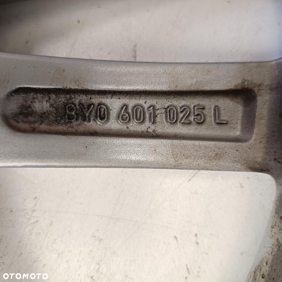 Alufelgi 5x112 17 AUDI A3 S3 8Y0 8Y0601025L 4szt (F9363) - 5