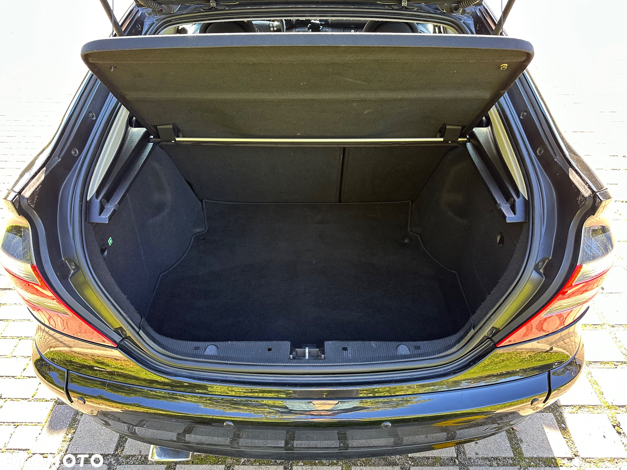 Mercedes-Benz Klasa C 200 Kompressor Sportcoupe Automatik Sport Edition - 15