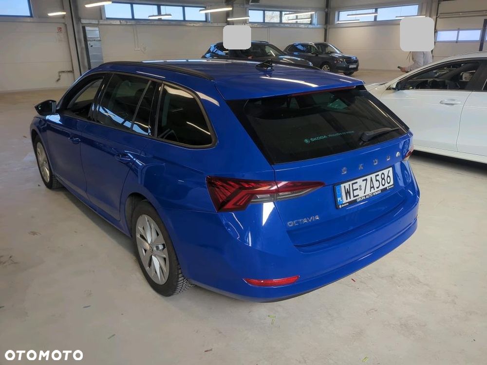 Skoda Octavia 2.0 TDI Ambition DSG - 3