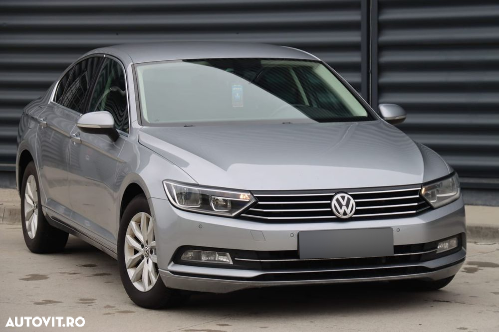 Volkswagen Passat - 15