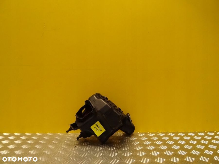 INFINITI G37 OBUDOWA FILTRA POWIETRZA PRAWA - 1