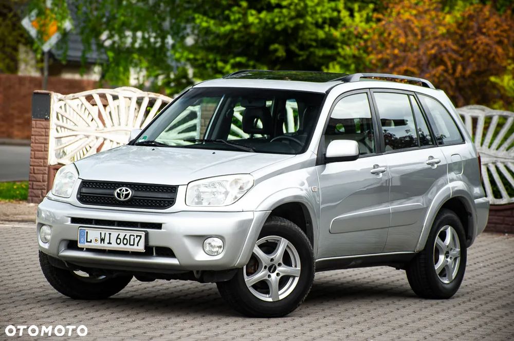 Toyota RAV4 2.0 VVT-i 4x4 - 26