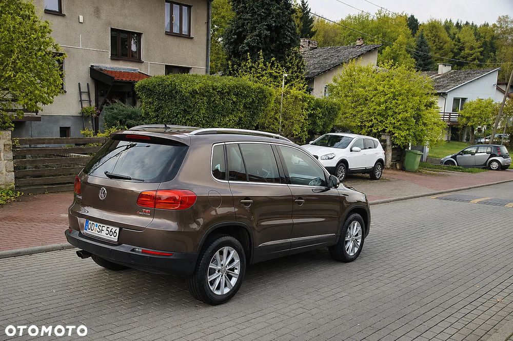 Volkswagen Tiguan 2.0 TSI 4Mot Sport&Style DSG - 9
