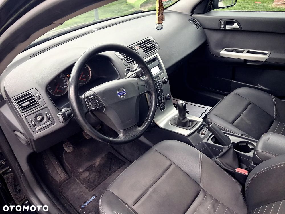 Volvo S40 1.8 Momentum - 17