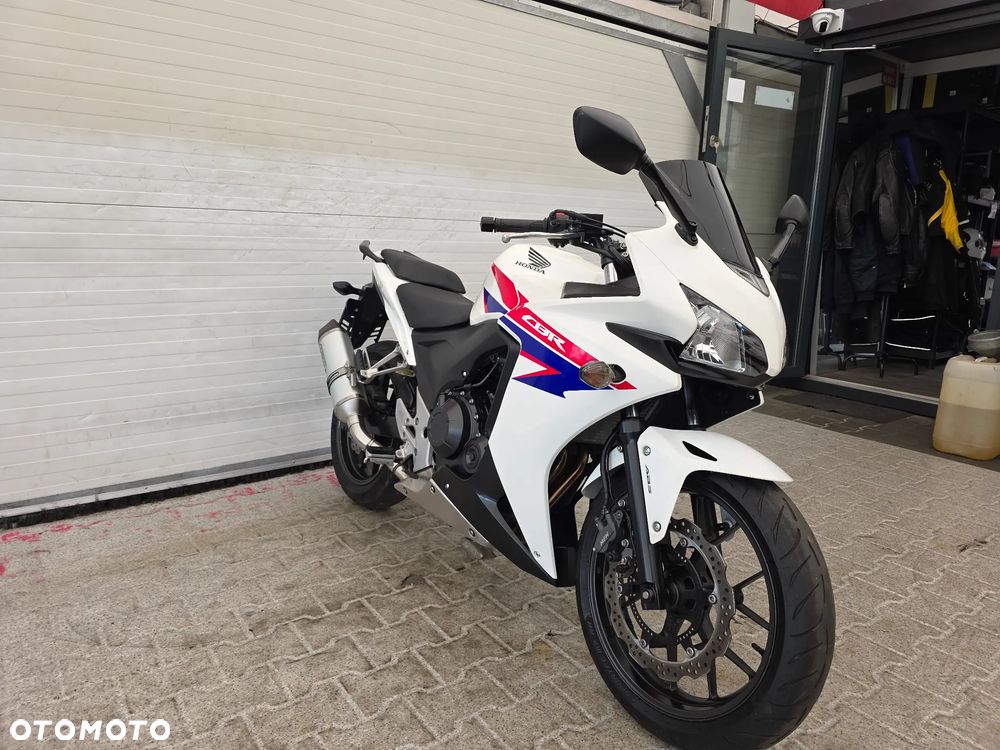 Honda CBR - 4