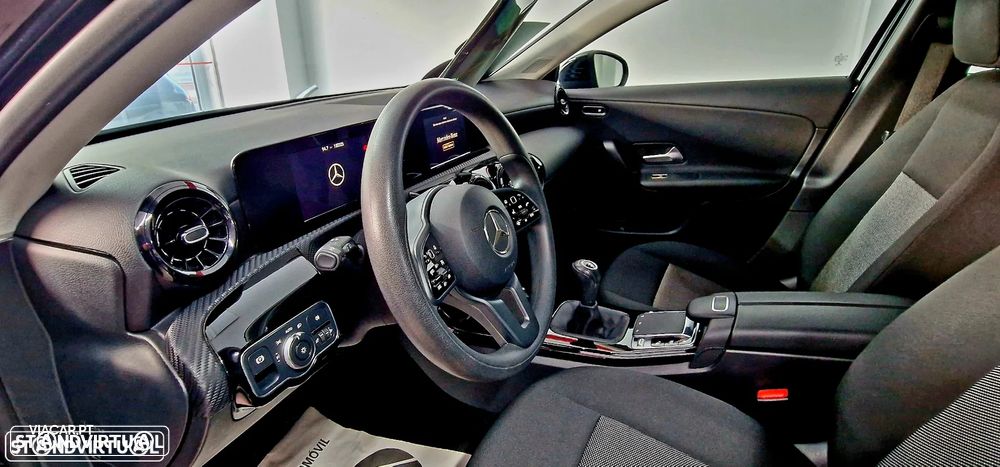 Mercedes-Benz A 180 d Style Plus - 13