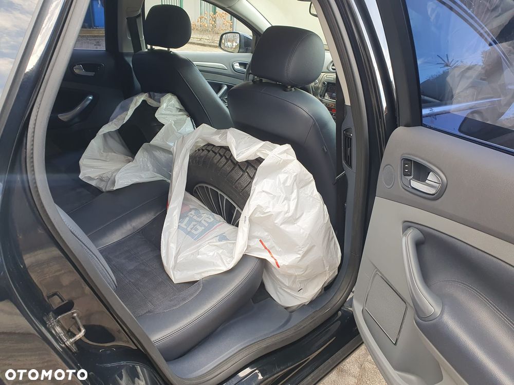 Ford Mondeo 2.0 TDCi Titanium S - 17