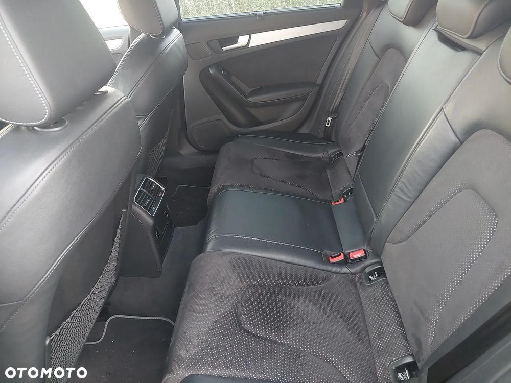 Audi A4 Avant 2.0 TDI DPF quattro S tronic S line Sportpaket - 17