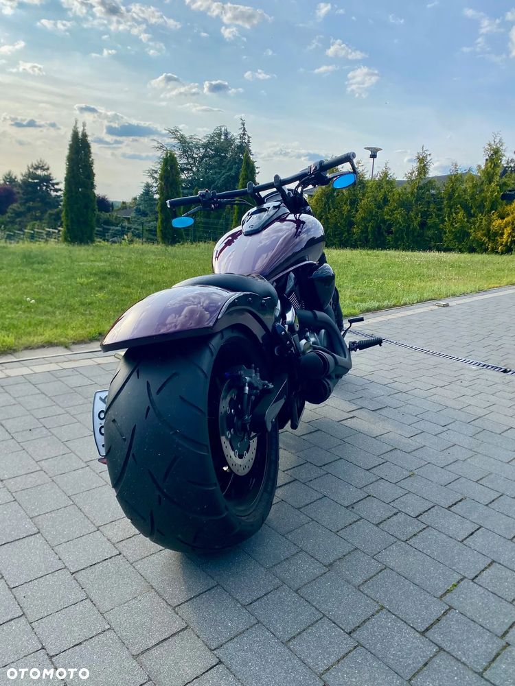 Suzuki Boulevard - 3