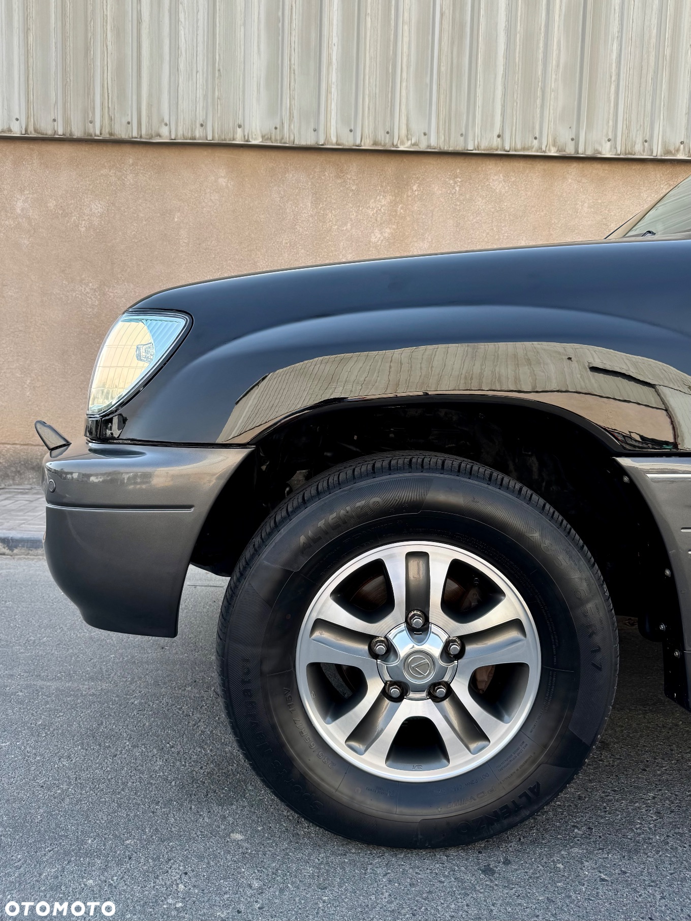 Lexus LX 470 - 13
