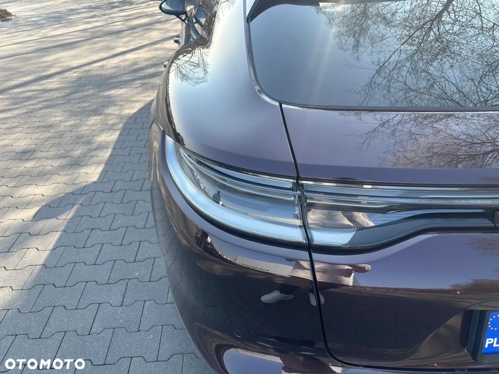 Porsche Panamera 4 E-Hybrid Platinum Edition - 11