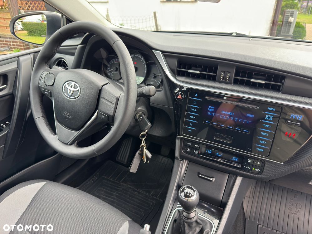 Toyota Auris 1.33 VVT-i Active - 28