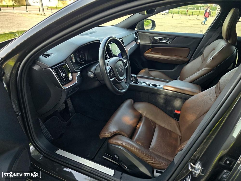 Volvo V60 Cross Country 2.0 B4 Geartronic - 5