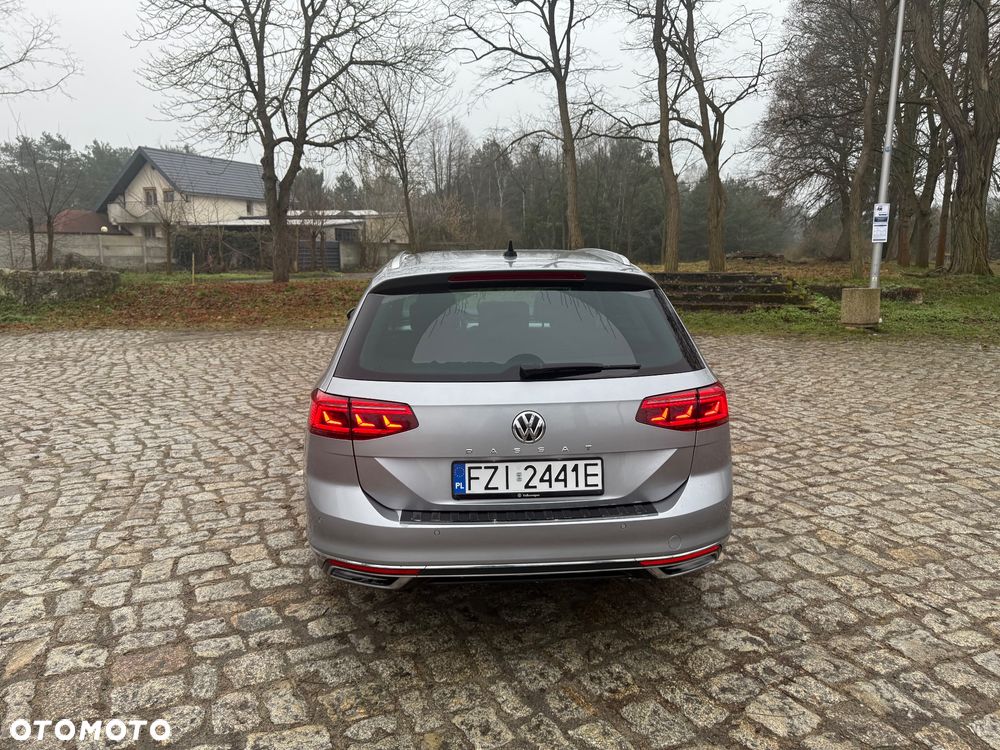 Volkswagen Passat - 6