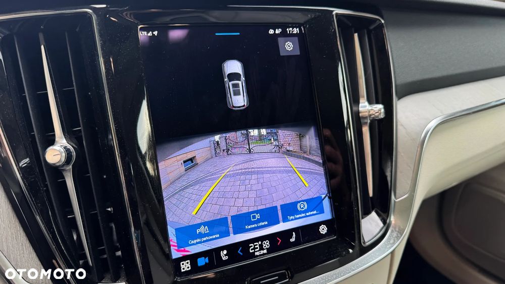 Volvo V60 B4 D Ultimate Bright - 33