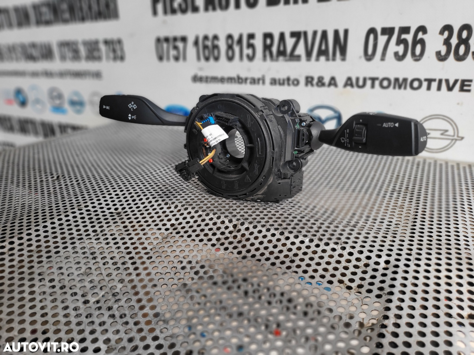 Ansamblu Banda Spira Spirala Volan Airbag SZL Maneta Semnalizare Stergatoare Bmw X3 F25 X4 F26 X5 X6 F15 F16 Volan Stanga Cod 6827375 Dezmembrez Bmw X4 F26 2.0 D Motor B47 Xdrive 4x4 Volan Stanga Bi-Xenon - 3