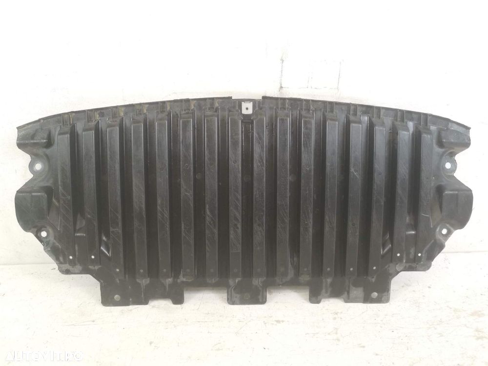 Scut Motor Mercedes-Benz  C-Class W206 2020 2021 2022 AMG Original In - 2