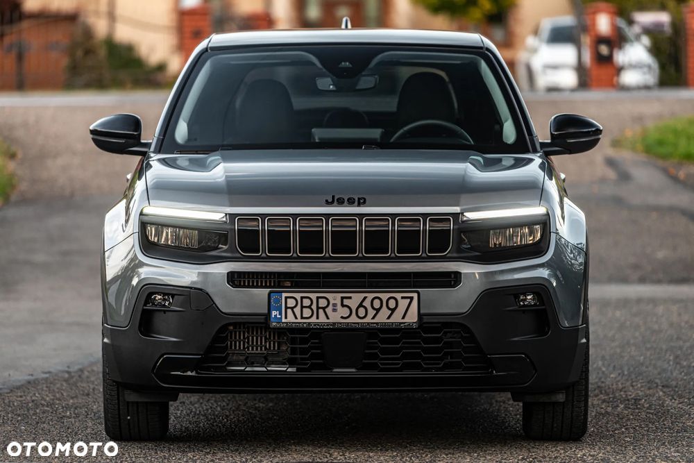 Jeep Avenger 1.2 GSE T3 Turbo-Benzin GDI Longitude - 15