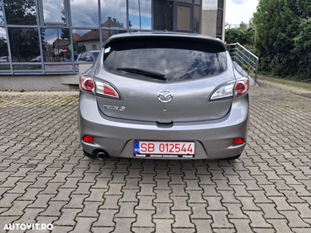 Mazda 3 - 13