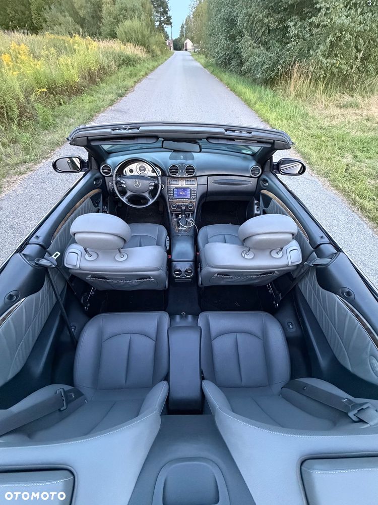 Mercedes-Benz CLK - 6