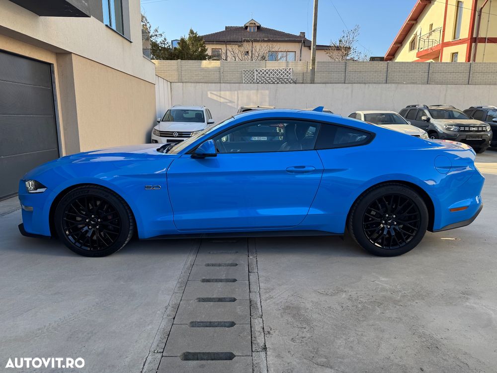 Ford Mustang - 10