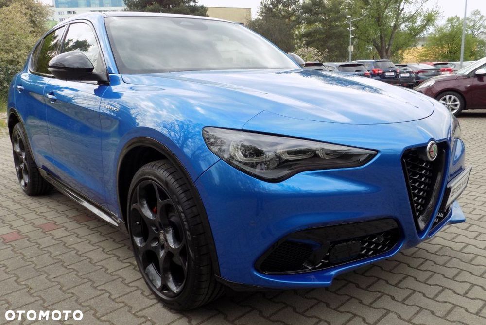 Alfa Romeo Stelvio - 4