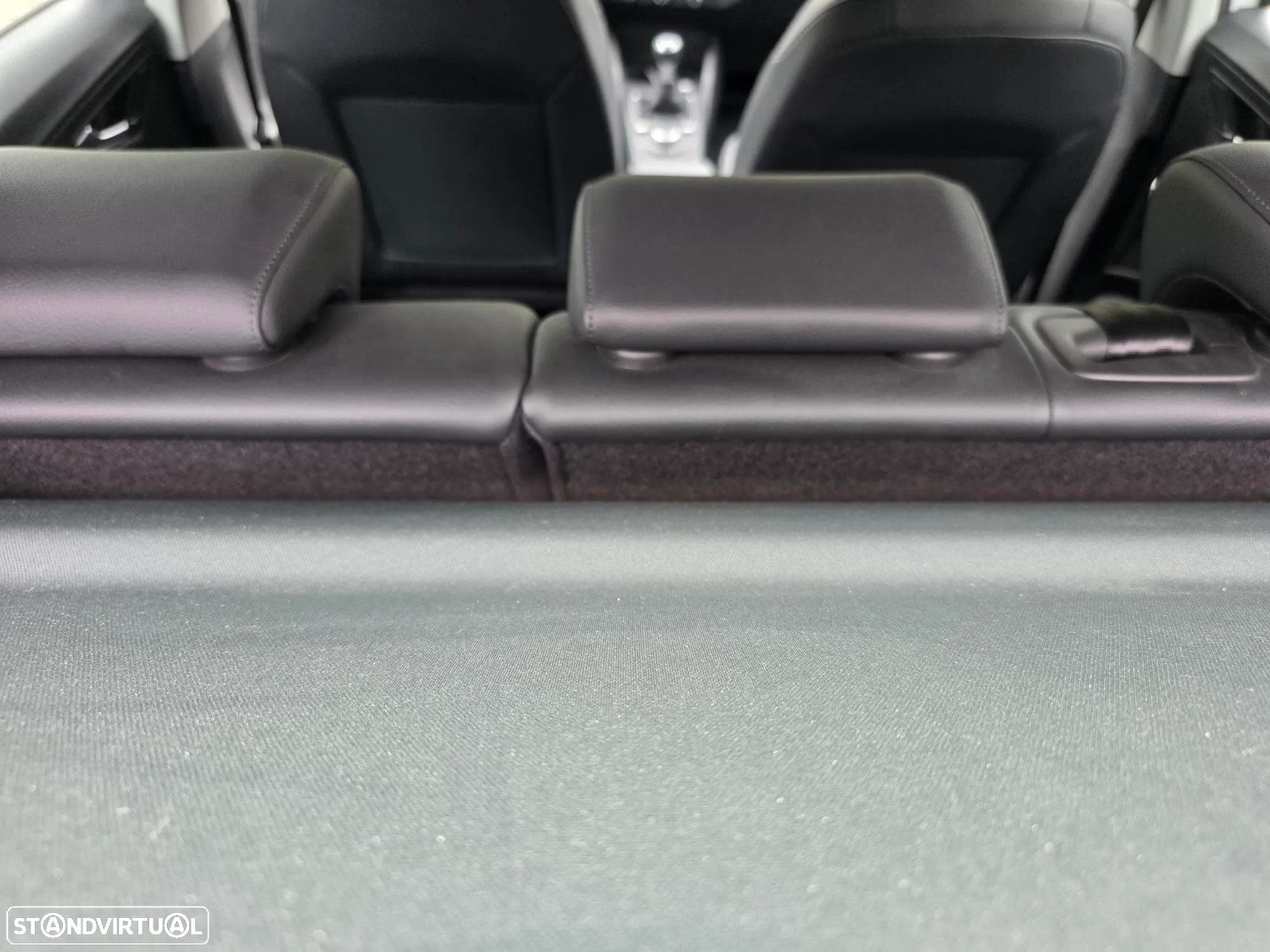 Audi Q2 1.6 TDI Design - 15
