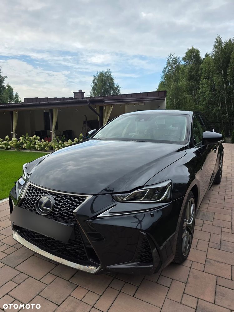 Lexus IS 300h F Sport EU6 - 7