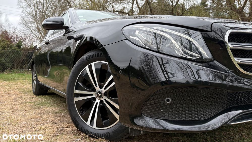 Mercedes-Benz Klasa E 220 d 4-Matic 9G-TRONIC - 8