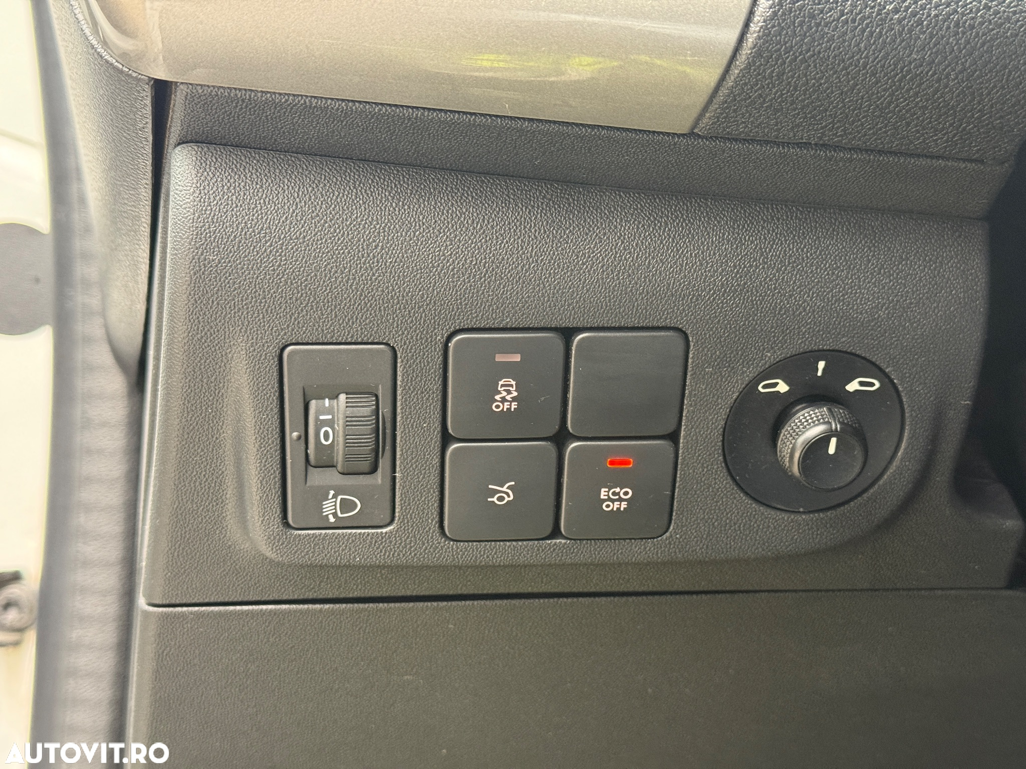 Citroën C-Elysée 1.6 BlueHDi BVM Live - 13