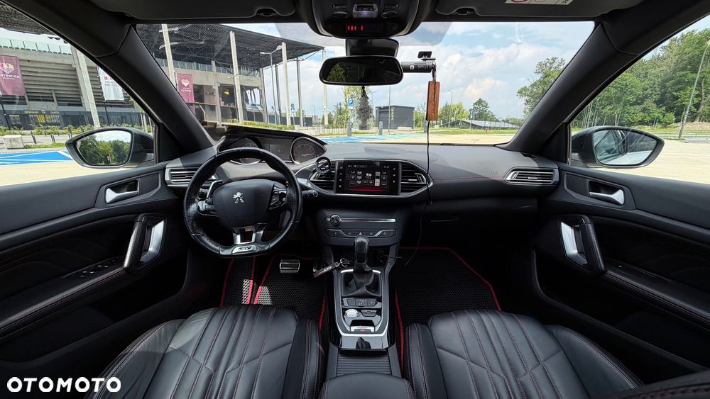 Peugeot 308 - 13