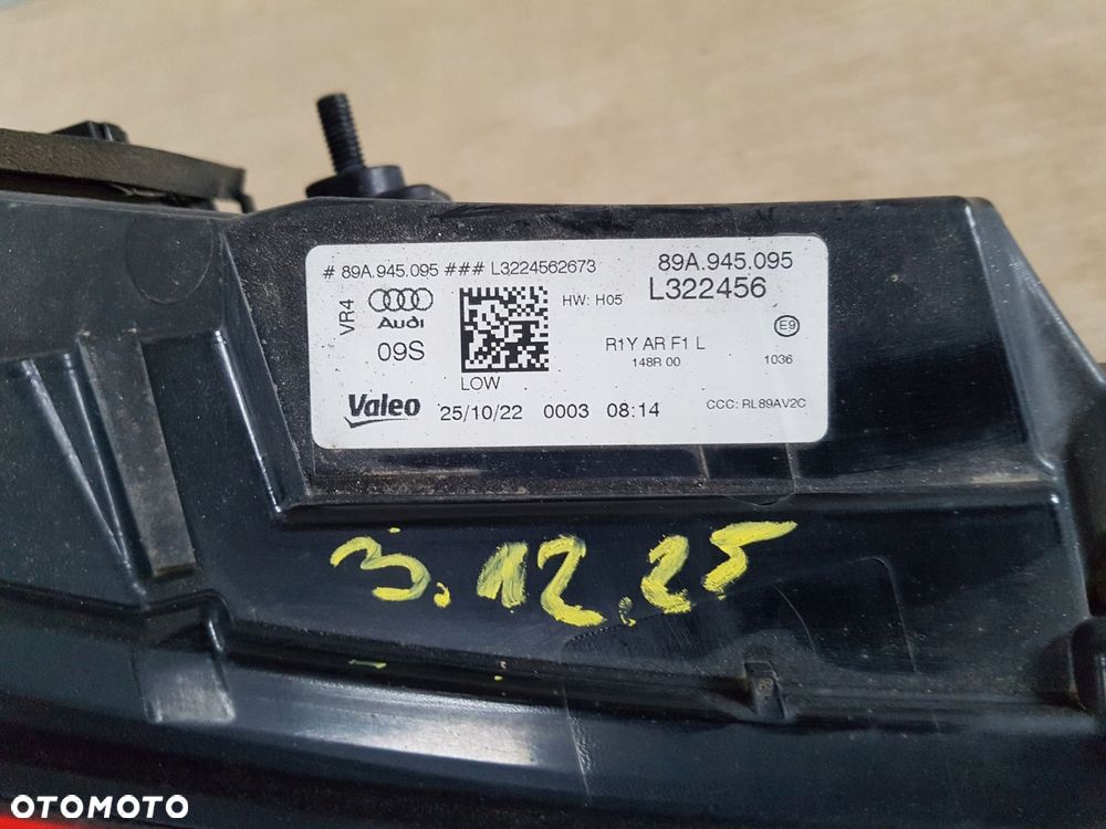 audi q4 e-tron lampa blenda klapy tył 89a945095 - 5