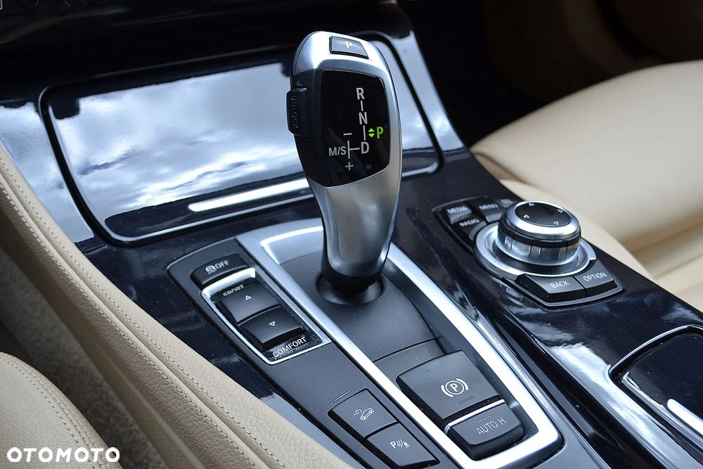 BMW Seria 5 520d Luxury Line - 20