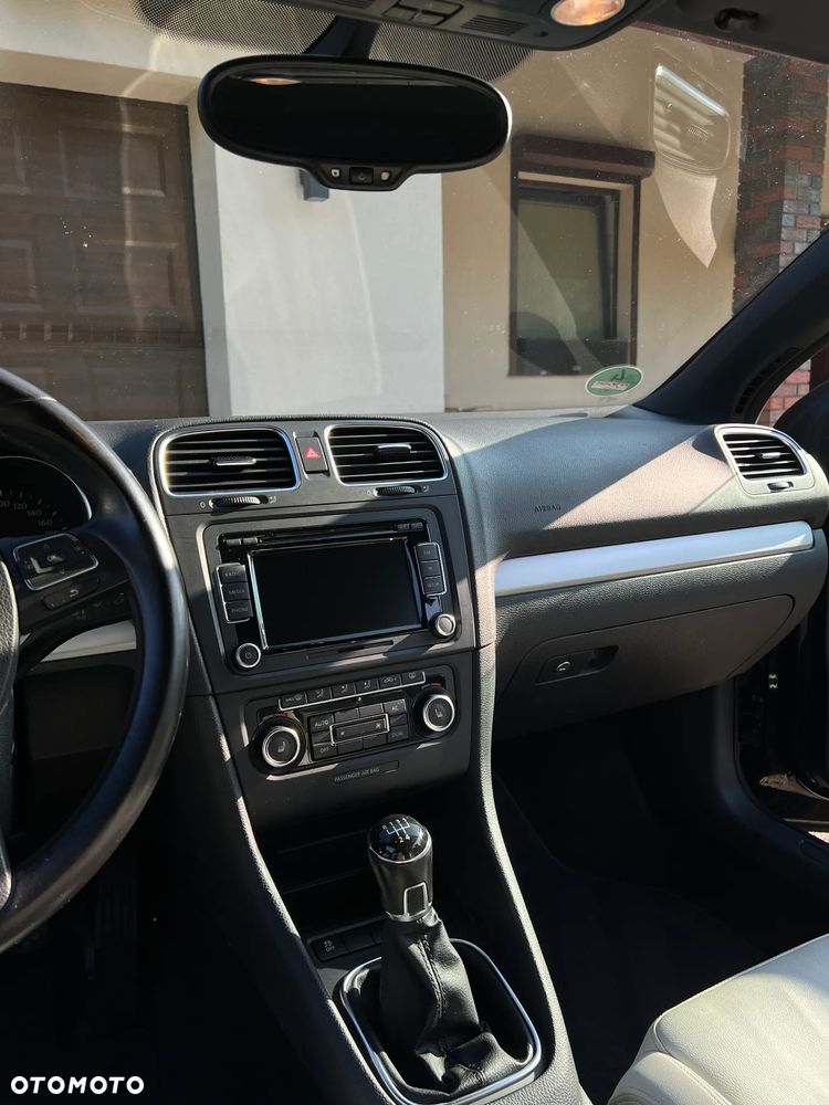 Volkswagen Golf - 28