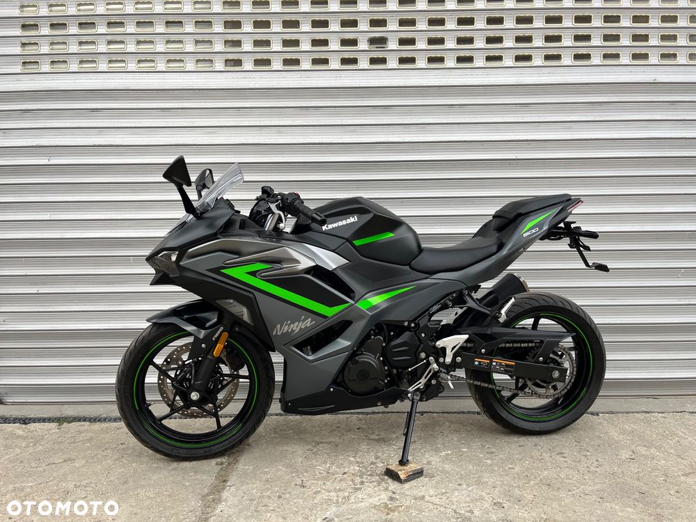 Kawasaki Ninja - 1