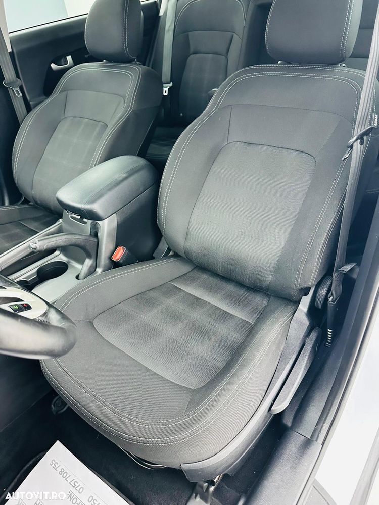 Kia Sportage 1.7 CRDI 2WD Attract - 20