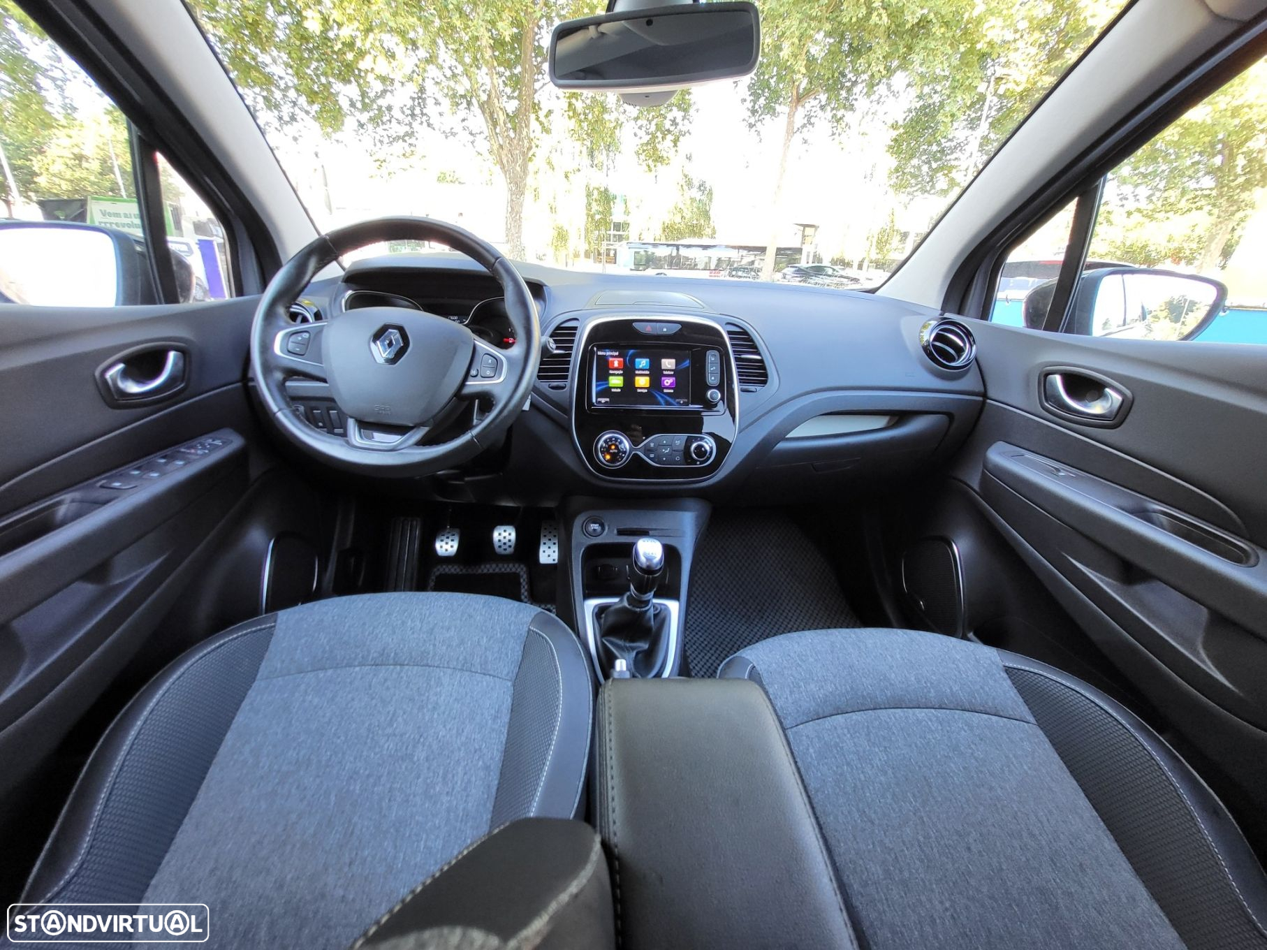 Renault Captur 1.3 TCe Exclusive - 15