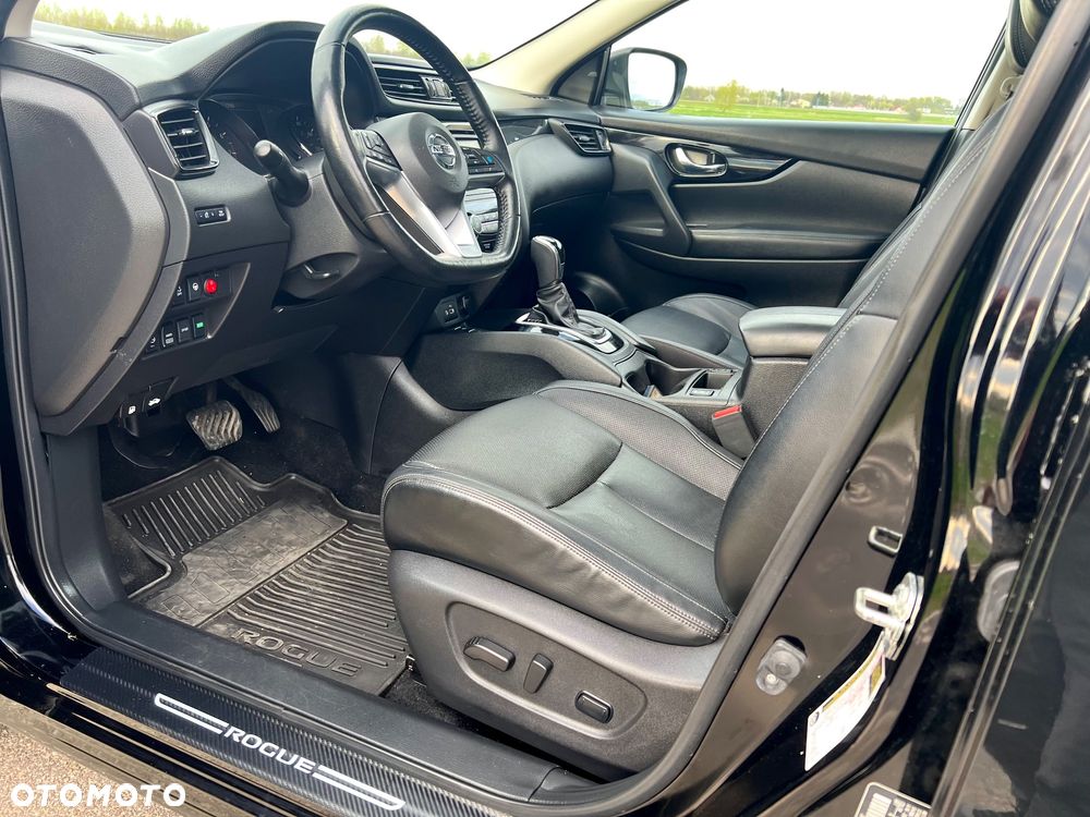Nissan Rogue - 14