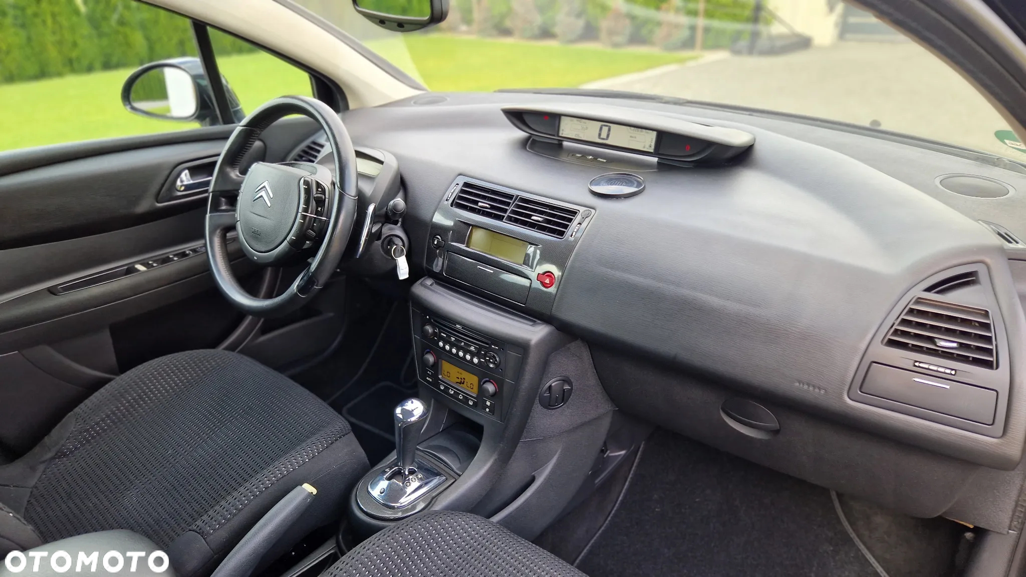 Citroën C4 1.6 HDi FAP EGS6 Exclusive - 19