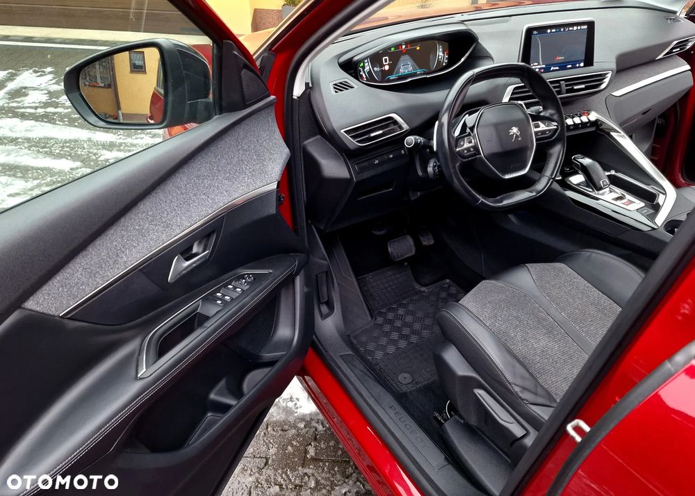 Peugeot 3008 1.5 BlueHDi Allure S&S EAT8 - 22