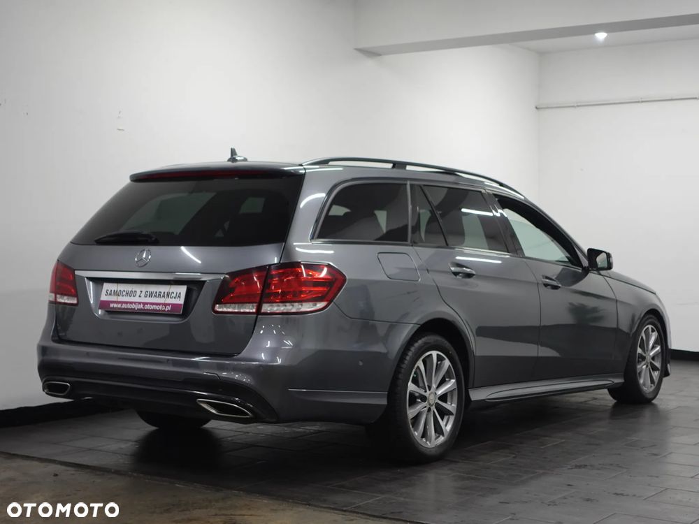 Mercedes-Benz Klasa E ver-220-t-bluetec-blueefficiency-edition-9g--tronic - 7