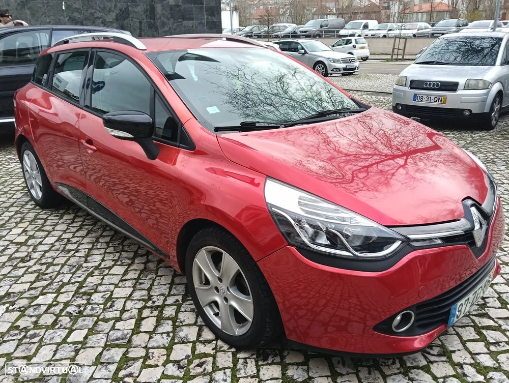 Renault Clio Sport Tourer - 12