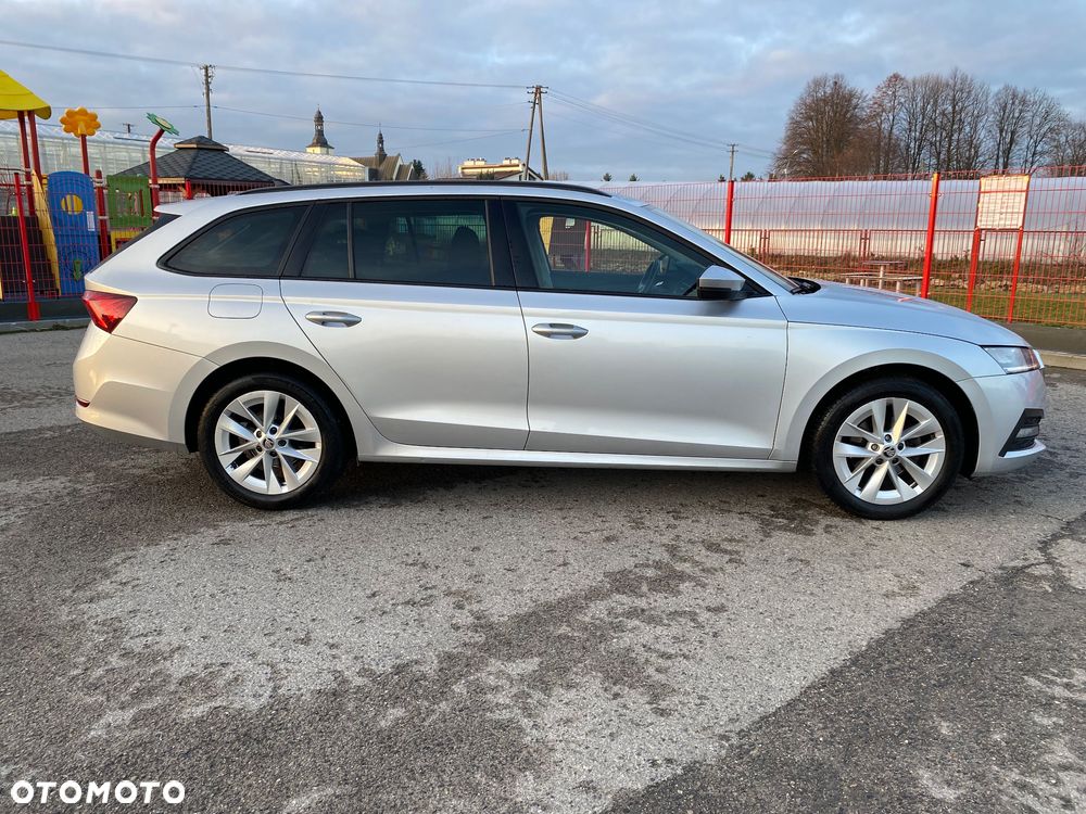 Skoda Octavia 1.5 TSI GPF ACT Ambition - 3