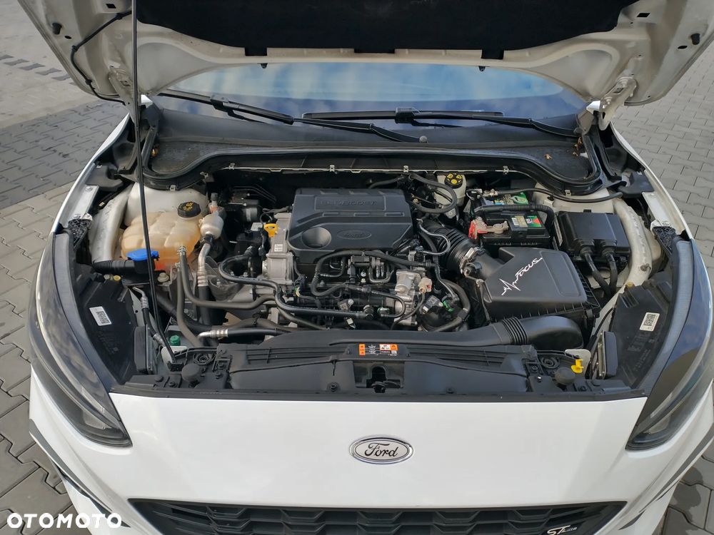 Ford Focus 1.0 EcoBoost Start-Stopp-System ST-LINE DESIGN - 27