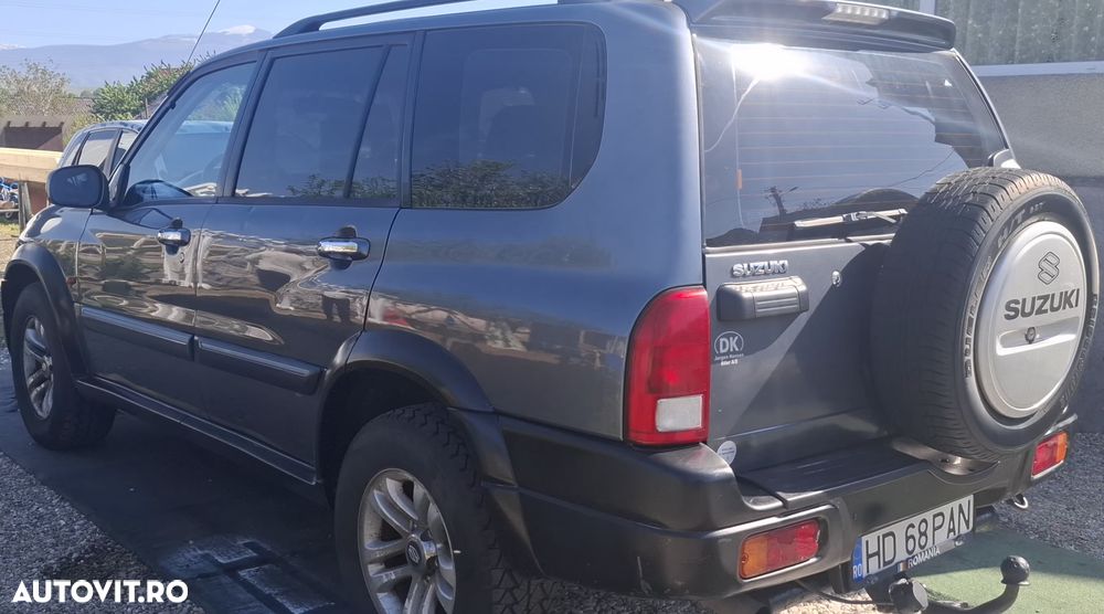 Suzuki Grand Vitara XL-7 2.0 TD - 4