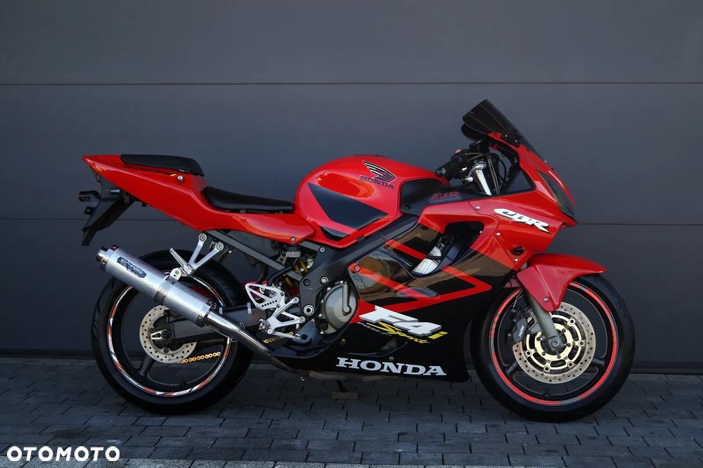 Honda CBR - 6